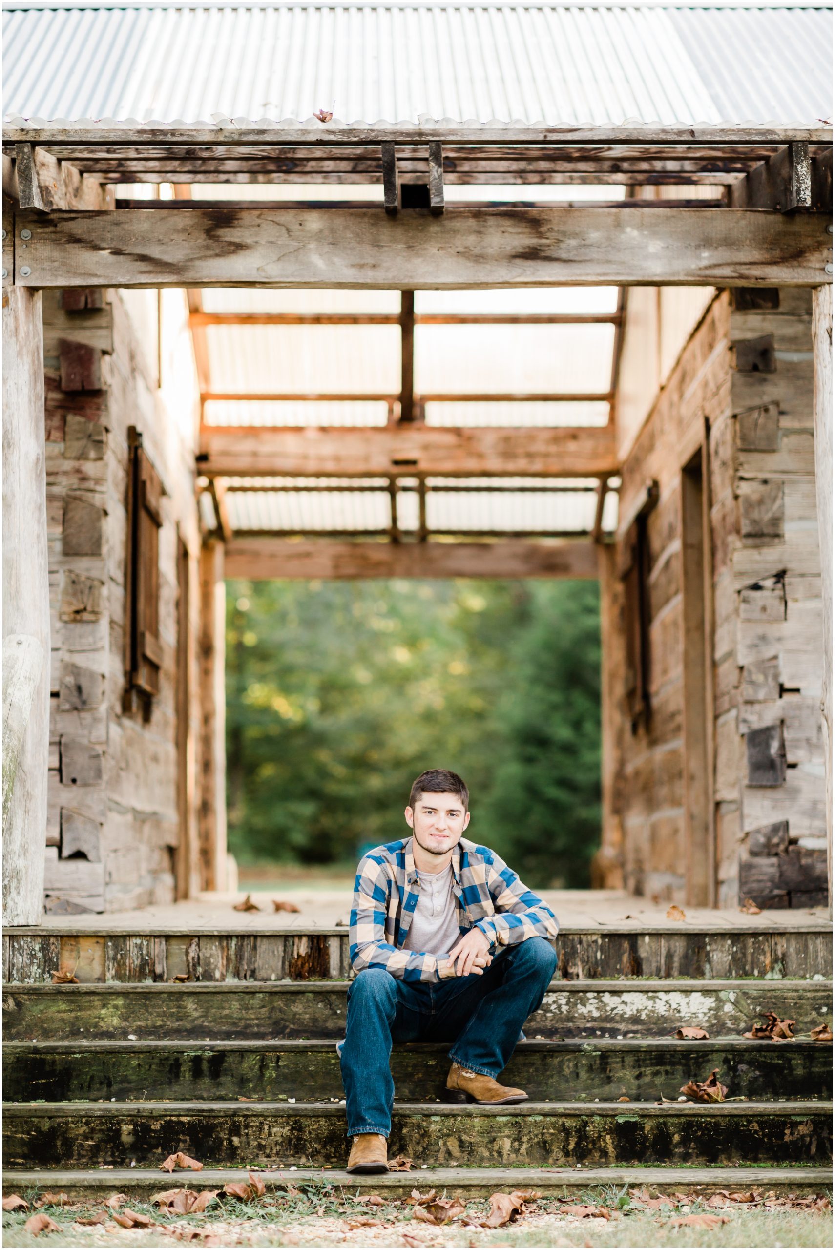 tyler layman's senior session at greenway farms hixson tennessee with alyssa rachelle photography