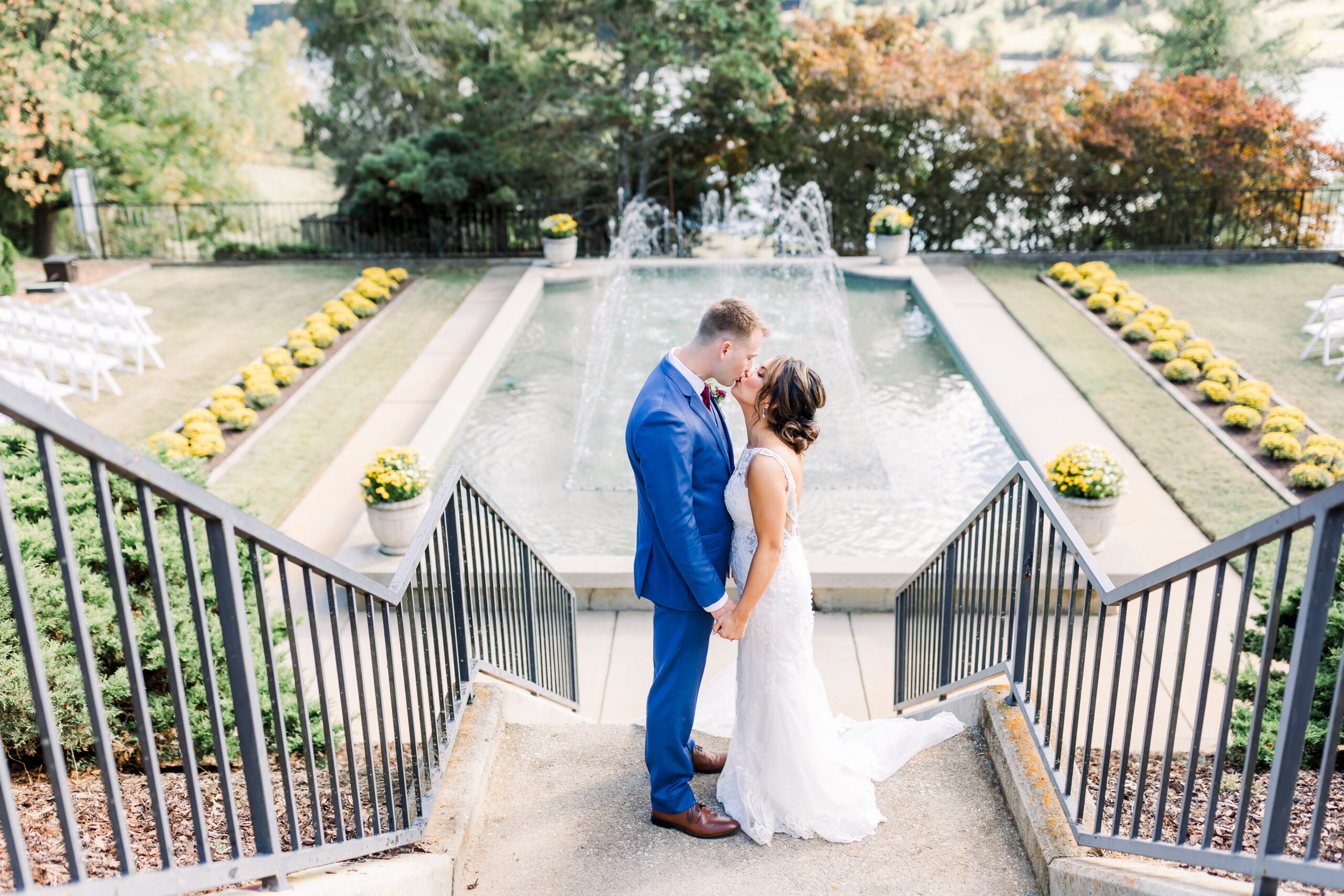 crescent bend knoxville wedding venue by knoxville wedding photographer alyssa rachelle photography