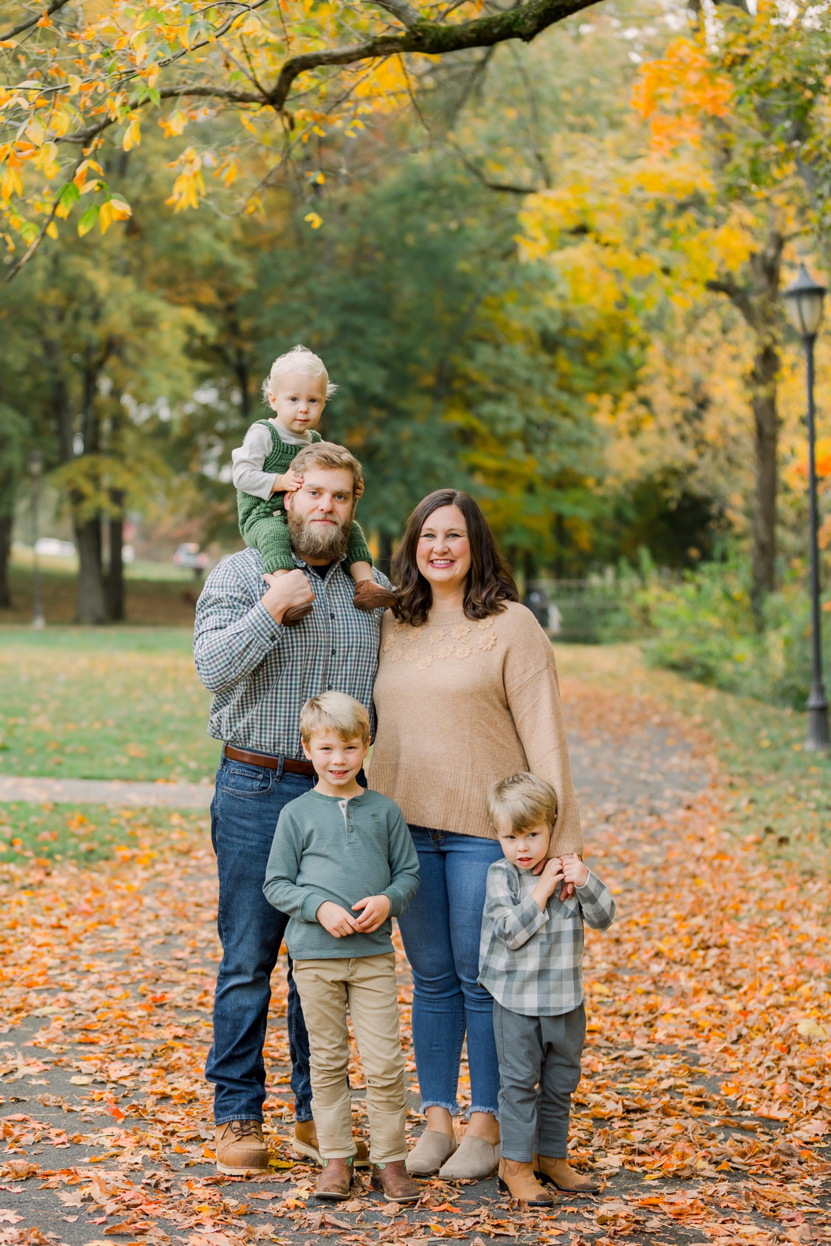 fall leaves in cleveland tennesee by cleveland family photographer alyssa rachelle photography