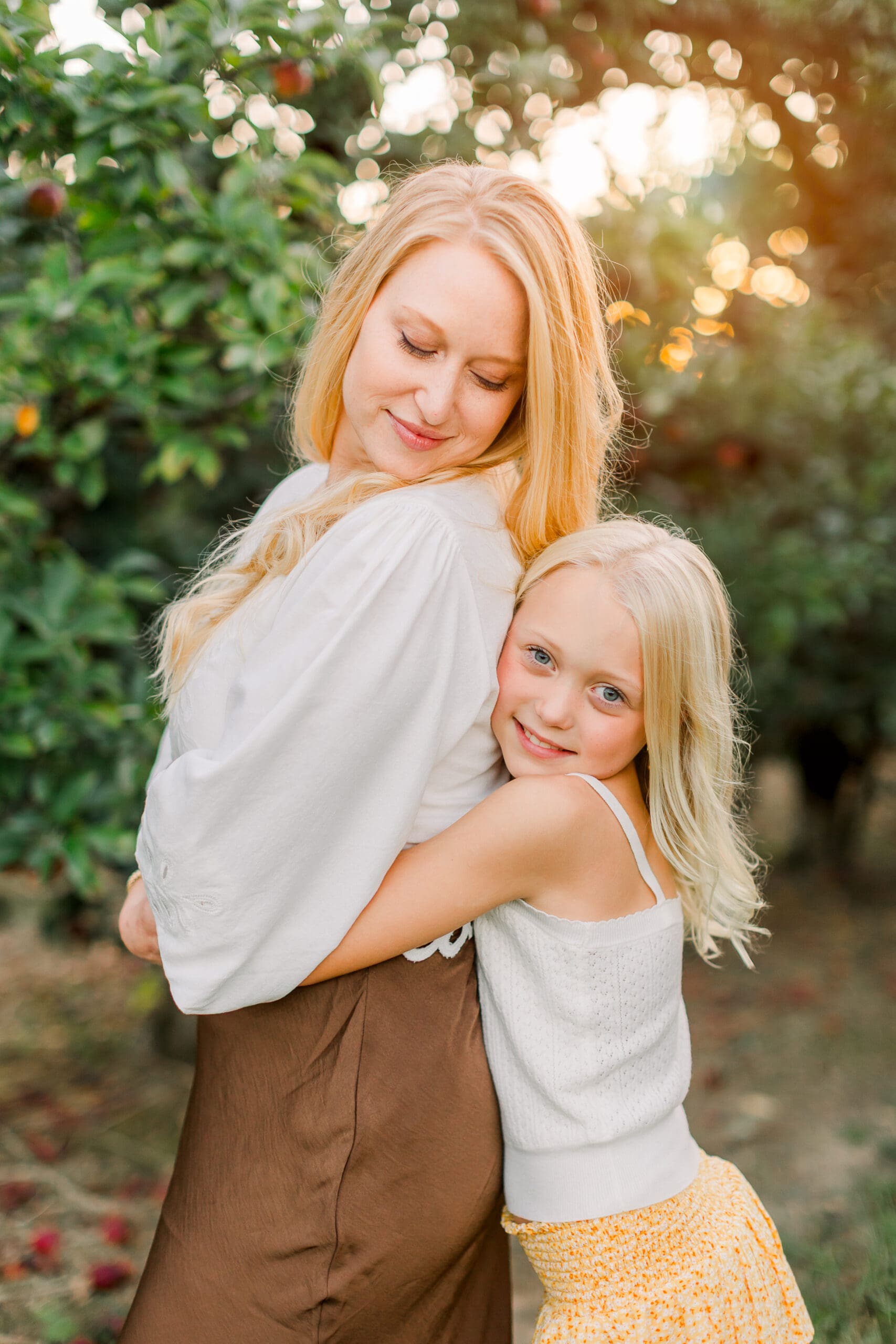 mommy and me session with chattanooga family photographer alyssa rachelle photography in cleveland tennessee