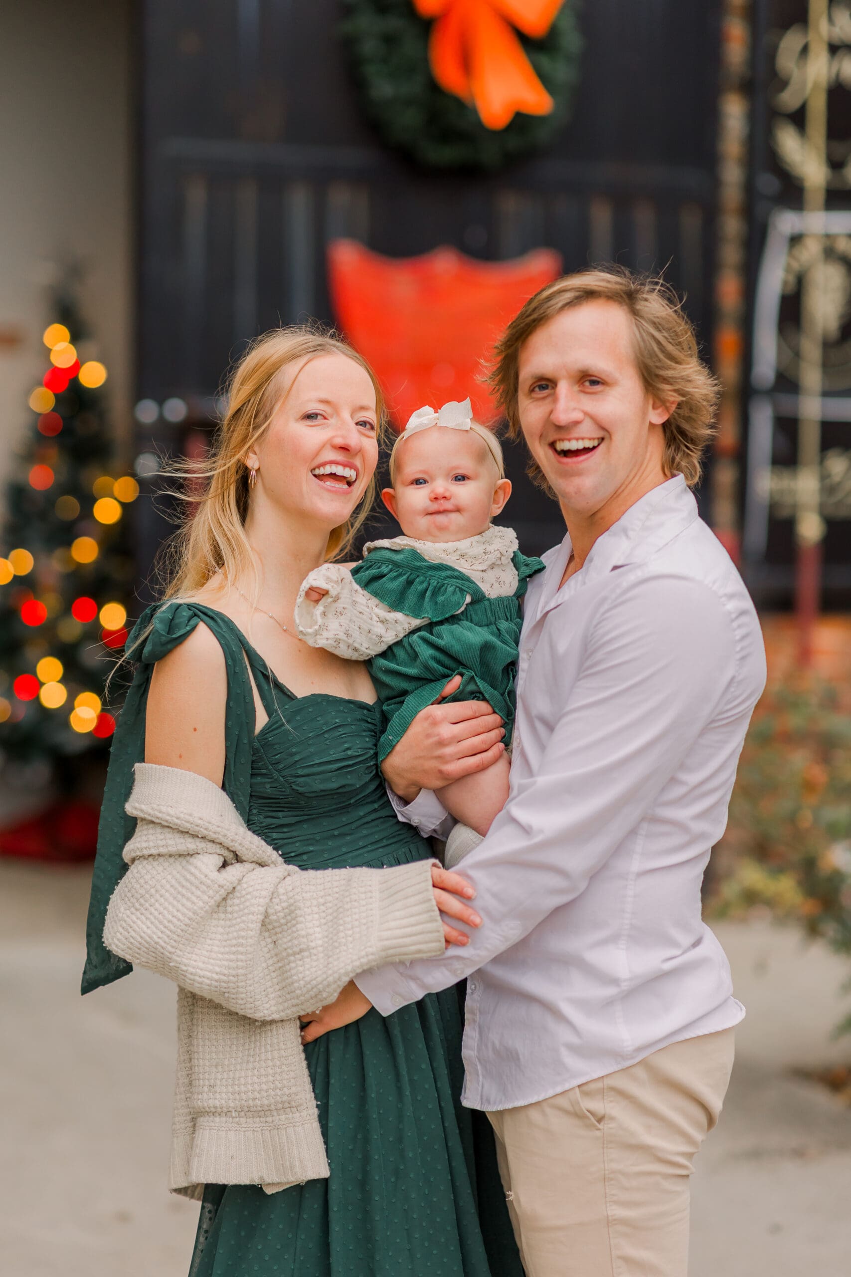 christmas family photo shoot in cleveland tn by chattanooga family photographer alyssa rachelle photography